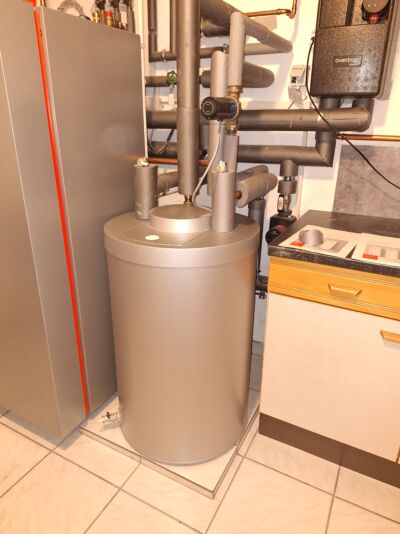 Raus mit der veralteten Technik Austausch einer Brauchwasserwärmepumpe in Waltershausen, Thüringen