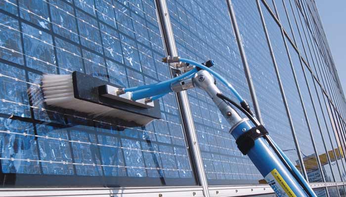 Die Reinigung Photovoltaikanlage ist ein Muss für hohe Erträge
