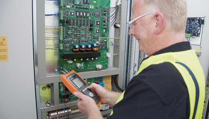Service Wartung und Repowering von PV Anlagen und Batteriespeichern